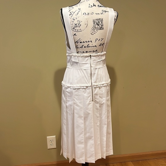 D&G White Pleated Midi Dress sized 44 (US 8) - Picture 4 of 7